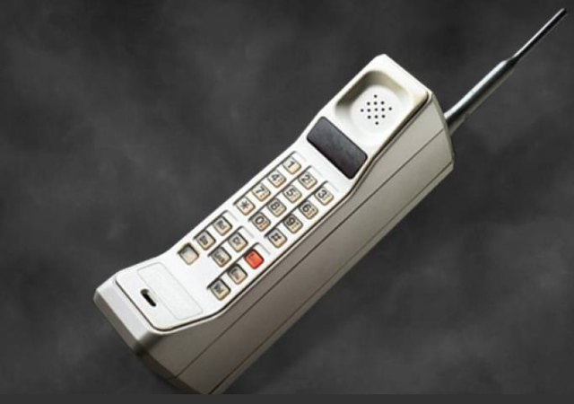 Mobile phone, Martin Cooper.