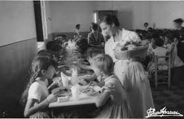 Asociación de Escuelas de Trabajo Social profesional