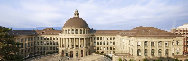 Obtiene su Doctorado en Filosofía y Derecho por la Universidad de Zurich