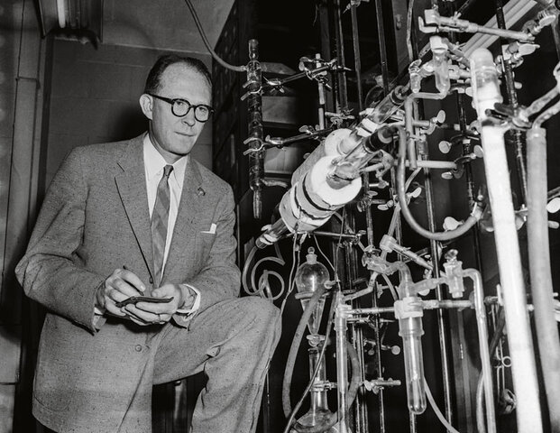 Se inventa la datación con Carbono (Carbono 14)