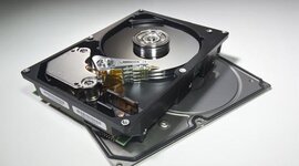 Timeline: Dispositivos de Almacenamiento de Datos