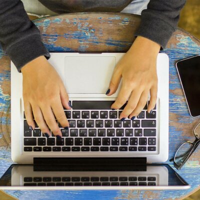 Timeline: History of the Internet by Liu Johnston