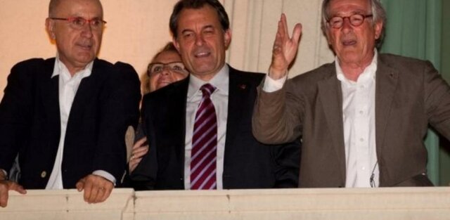 Eleccions autonòmiques: victòria de CiU (novembre); derrota contundent de PSC i ERC.