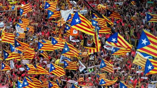 Manifestació multitudinària per la independència de Catalunya, a Barcelona, sota el lema 'Catalunya, nou Estat d'Europa' (11 setembre)