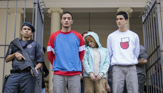 Adiamento dos filmes nos cinemas