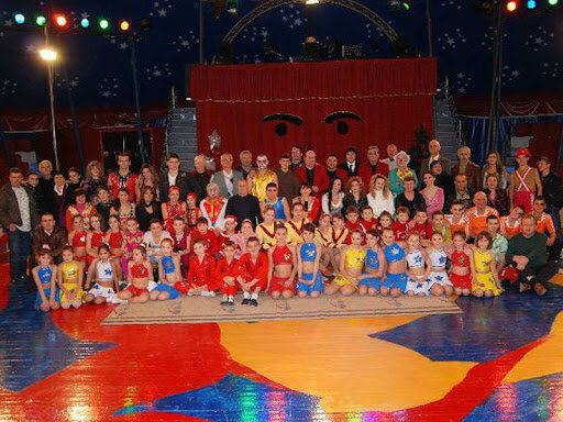 Tiranës Cirku, Albania