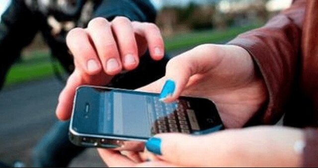 Quan em van robar el móvil