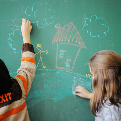Timeline: Representaciones sociales de la niñez en el tiempo