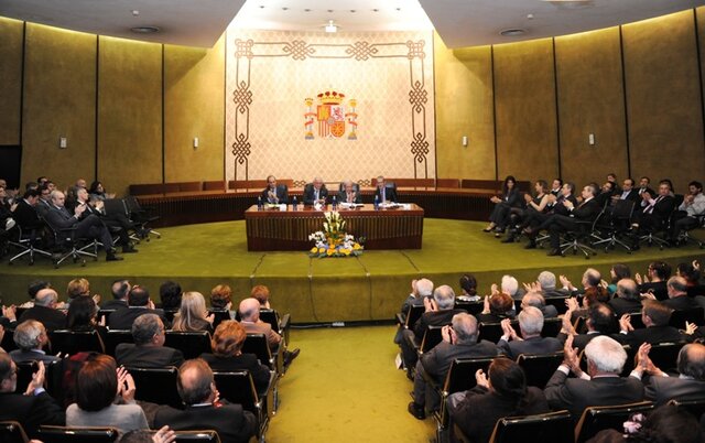 Dictamen 1537/1992, declarando la NO inconstitucionalidad