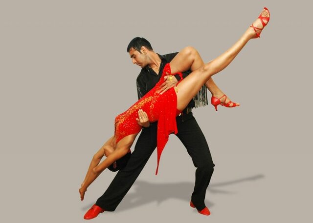 Clases de Salsa y Bachata