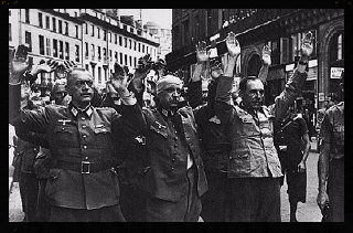 Las fuerzas alemanas se rinden