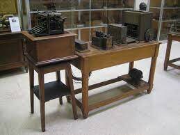 Leonardo Torres Quevedo Construye su aritmómetro electromecánico, primera calculadora automática