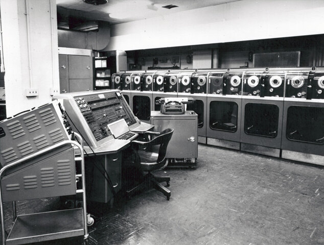 El UNIVAC y el IBM 701