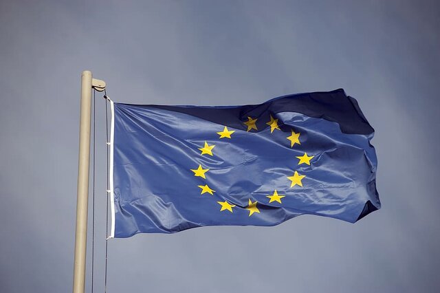 Creación del Primer Mercado Global