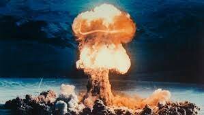 Explosió de les bombes atòmiques d’Hiroshima i Nagasaki.