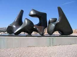 ESCULTURA - HENRY MOORE