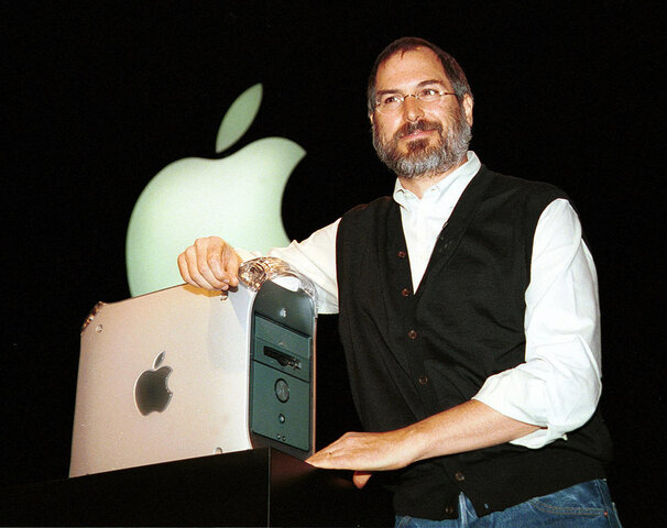 Steve Jobs volviendo a Apple (1996)