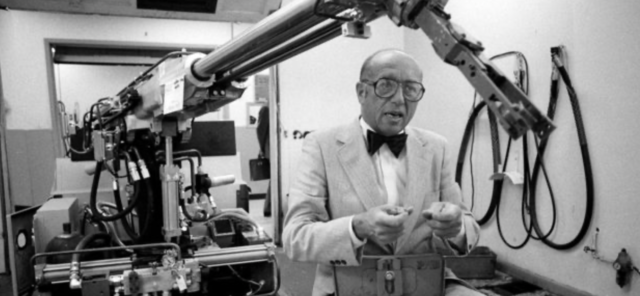 Primeros robots industriales