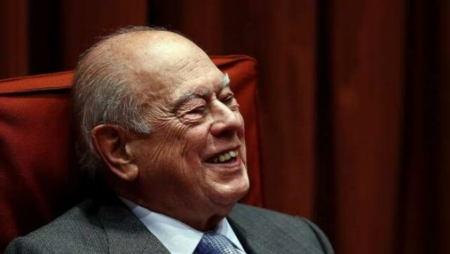 Jordi Pujol confessa tenir diner no declarat a Andorra.