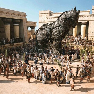 Timeline: The Trojan War- By: Christina Robinson