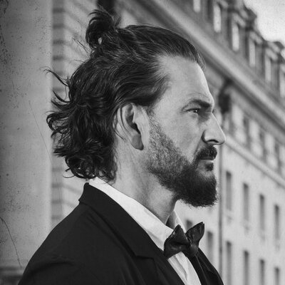 Timeline: Ricardo Arjona