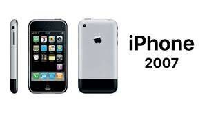 La aparición del iPhone populariza la web móvil.