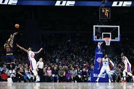 Adoptacio de la linea de 3 puntos por la ABA