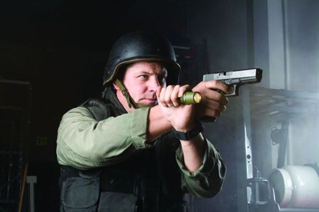 Herschel  Grynzpan shoots Ernst Von Rath