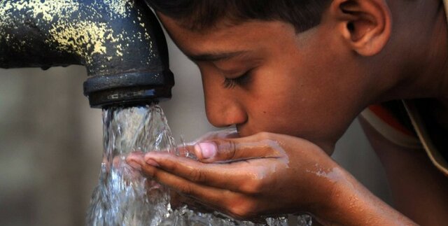 Agua en el mercado