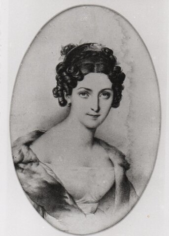 Nace Harriet Taylor