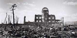 Atomic bombs dropped on Hiroshima and Nagasaki