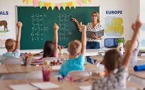 Fue a presentar examen en la primaria