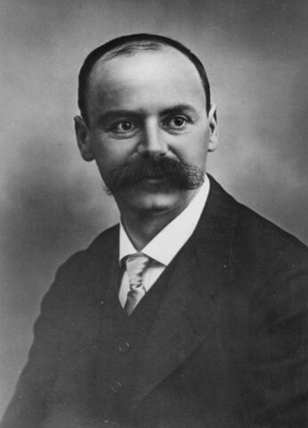 Karl Schwarzchild (1873-1916)