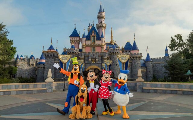 Opened Disney Land in California