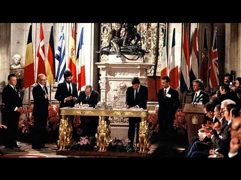 España entra en la UE