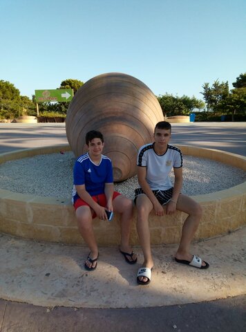 Coneixo al meu millor amic en persona