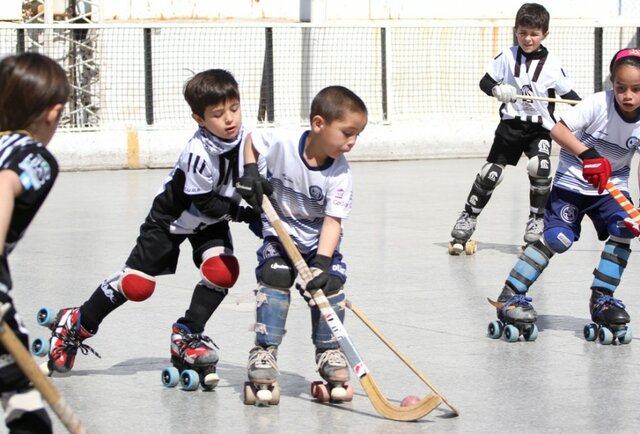 Jugo el meu primer partit de hoquei patins