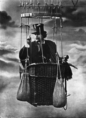 Primera fotografías aereas, tomadas desde globos aerostáticos.