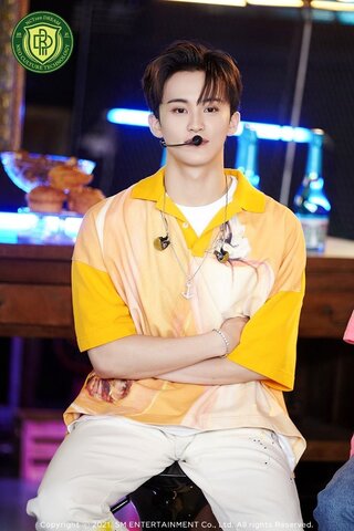 FM/ ‘HOT! SUMMER DREAM’