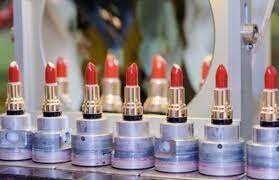 Lanzan la creación del labial con base en agua