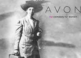 Ingresa modelo de venta directa  llamada "jefas de Zona"