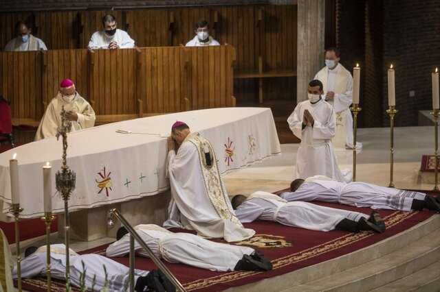 se ordena como sacedorte