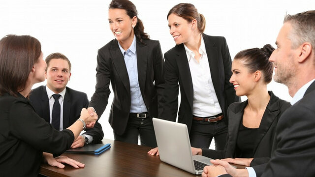 Escuela humano-relacionista ORIGEN