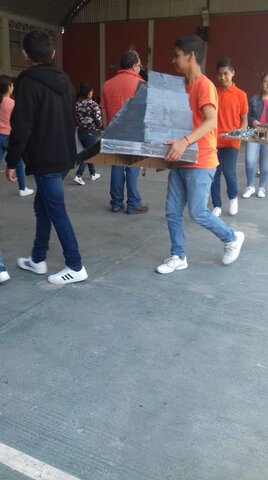 DESFILE DE PIRAMIDES PREHISPANICAS