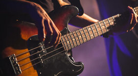 Timeline: Bajo Electrico