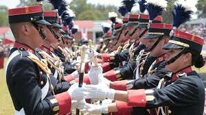 Creación del Ejército.