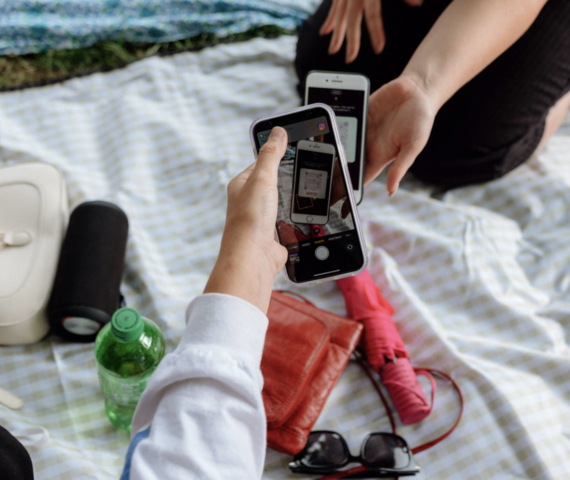 Facebook Delays 'Instagram for Kids' Amid Public Backlash