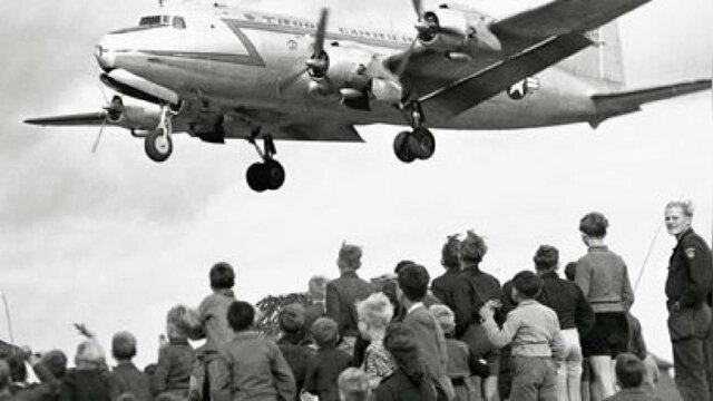 Inicio del Bloqueo de Berlín