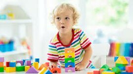 Timeline: Postulados teóricos del Desarrollo del pensamiento Lógico Matemático en niños