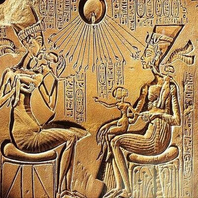 Timeline: Bajo relevo. Escultura